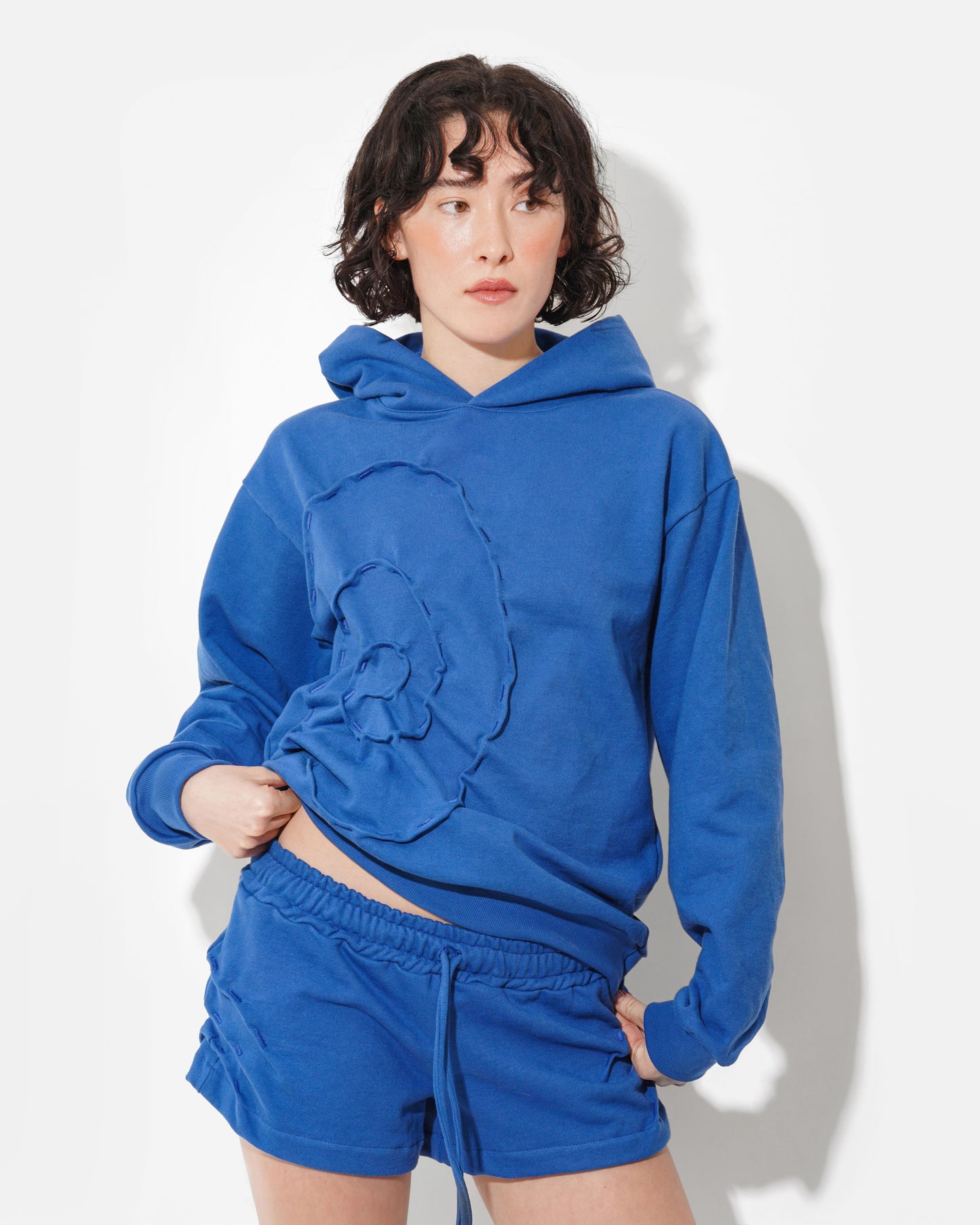 RIPPLE HOODIE IN LAPIS