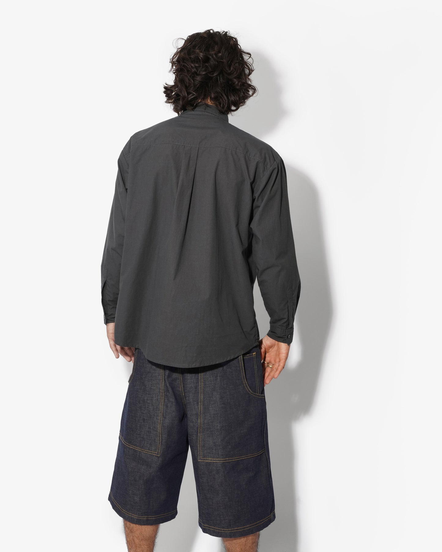 COSMO BUTTON UP IN CHARCOAL