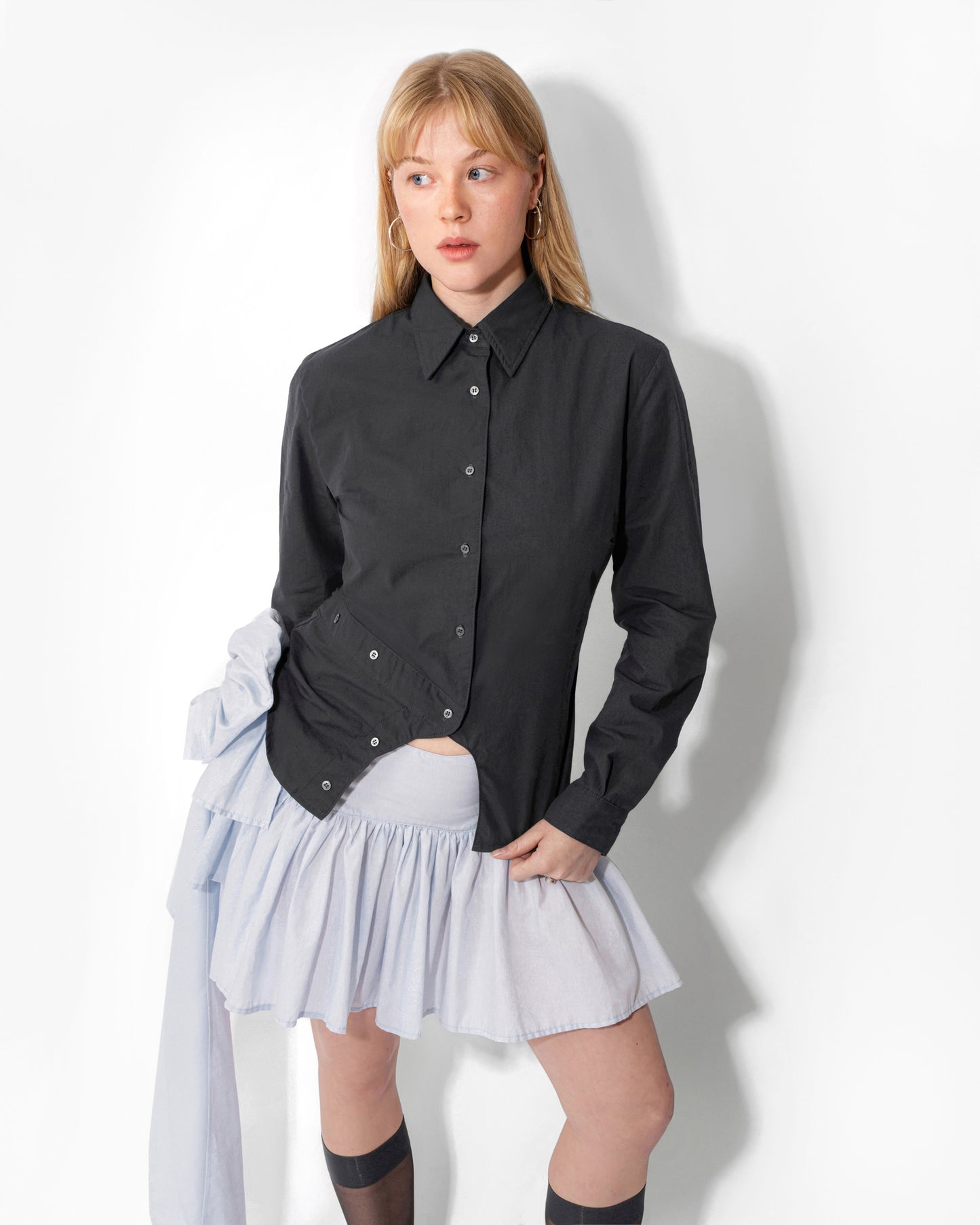 MEANDER BUTTON UP IN CHARCOAL