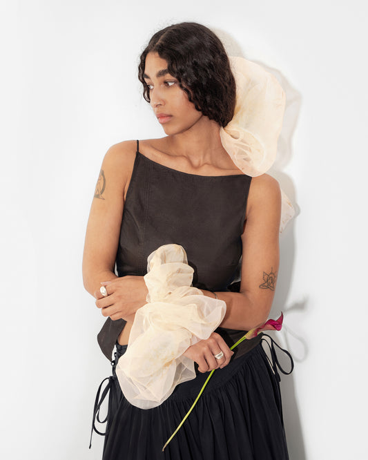 LUMINOUS SCRUNCHIE
