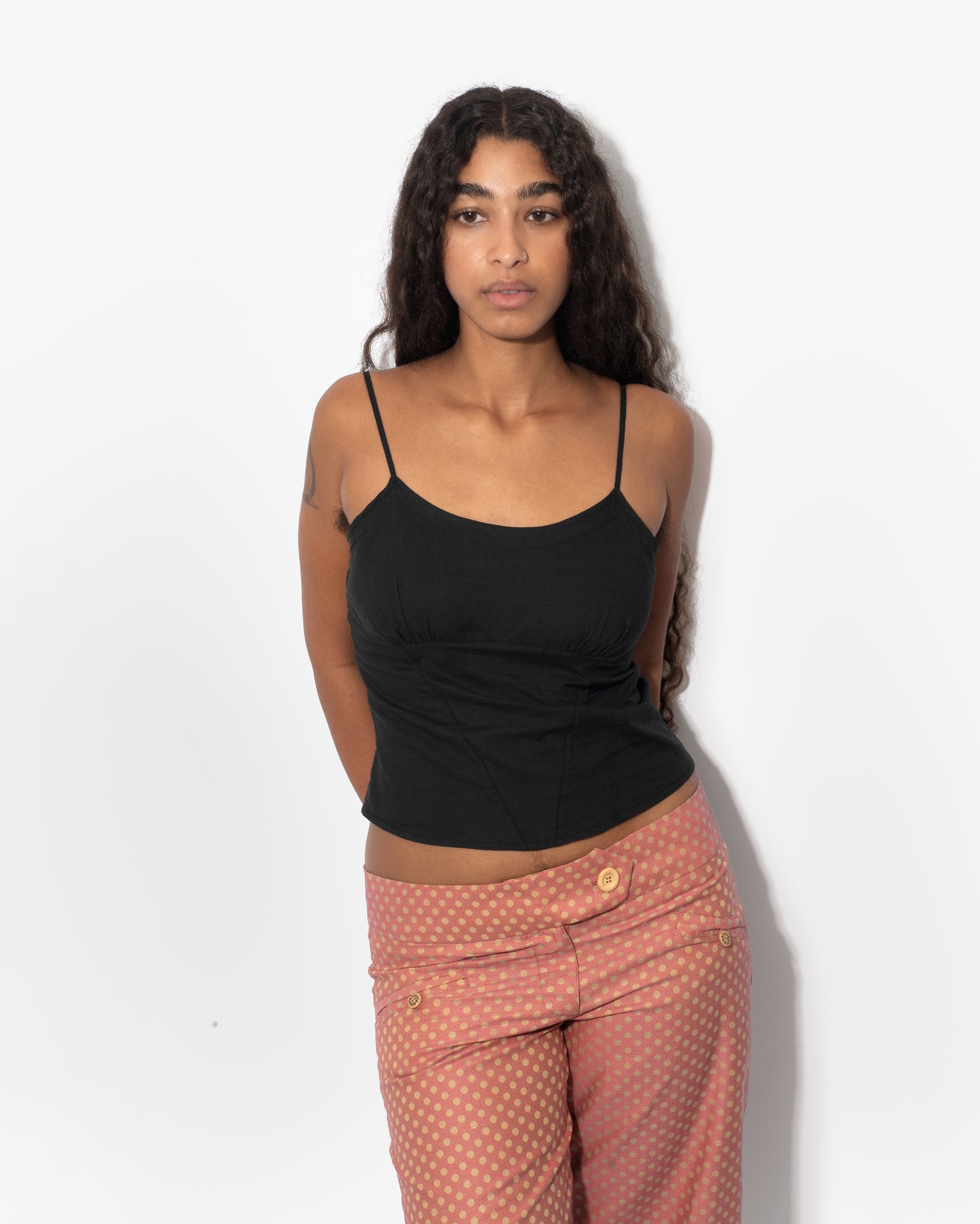 PEARL CAMISOLE IN CHARCOAL