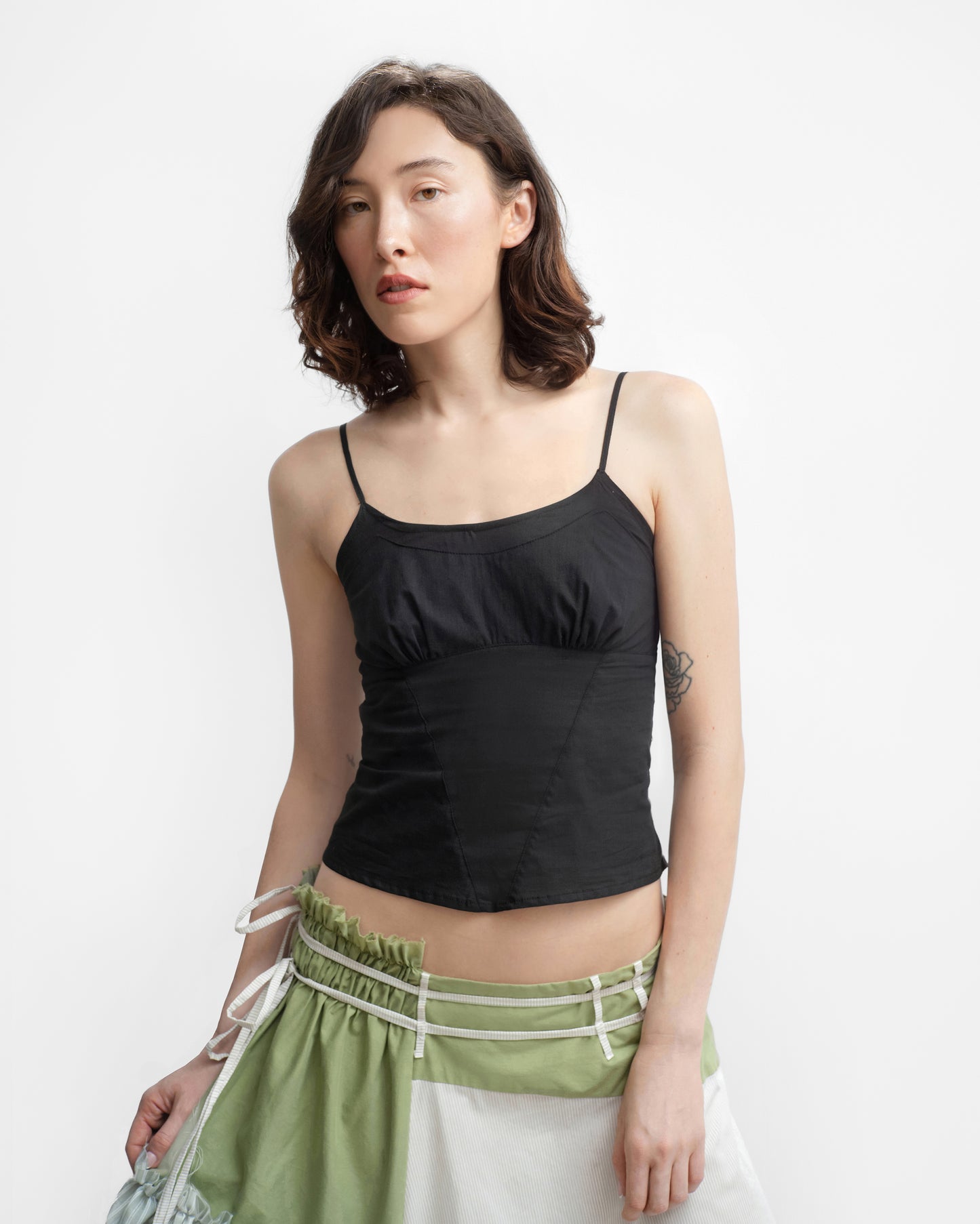 PEARL CAMISOLE IN CHARCOAL