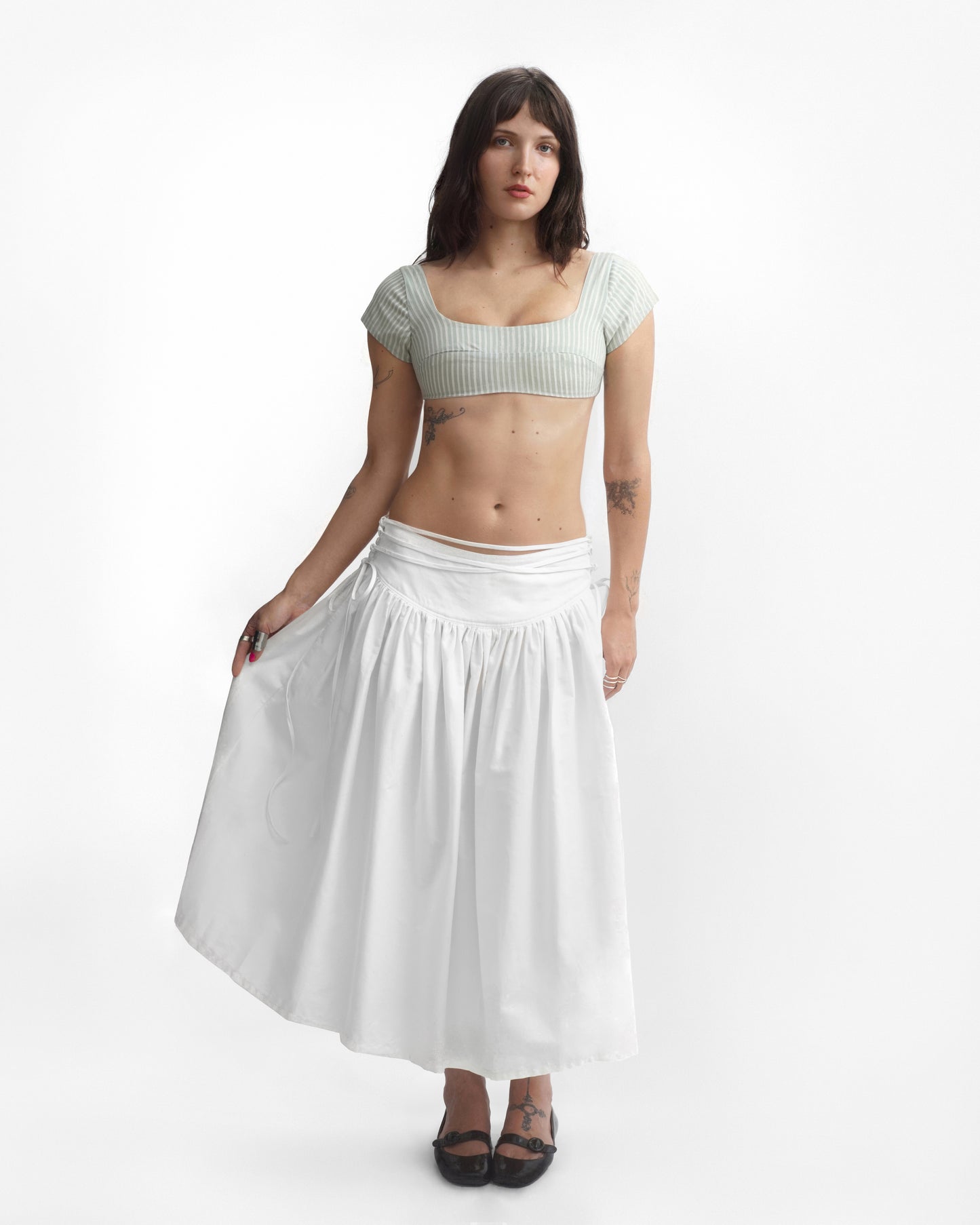 TWISTING VINES SKIRT IN LILY WHITE