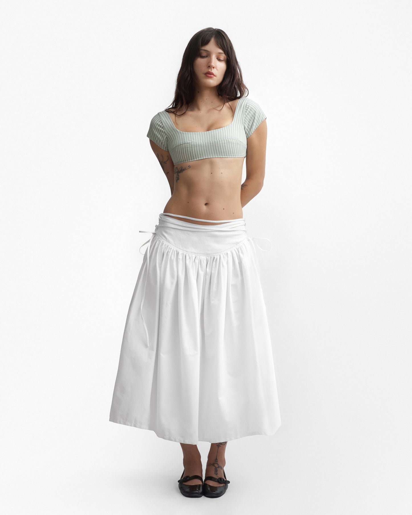 TWISTING VINES SKIRT IN LILY WHITE